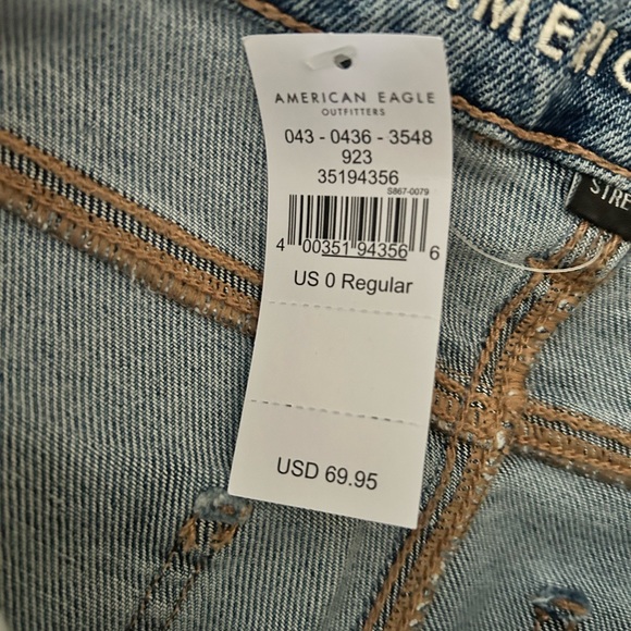NWT American Eagle 🦅 Highest Rise Mom Jean Sz 0 ripped - Picture 4 of 7